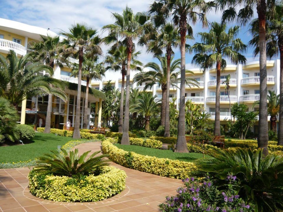 Hotelanlage mit Garten Iberostar Selection Albufera Park
