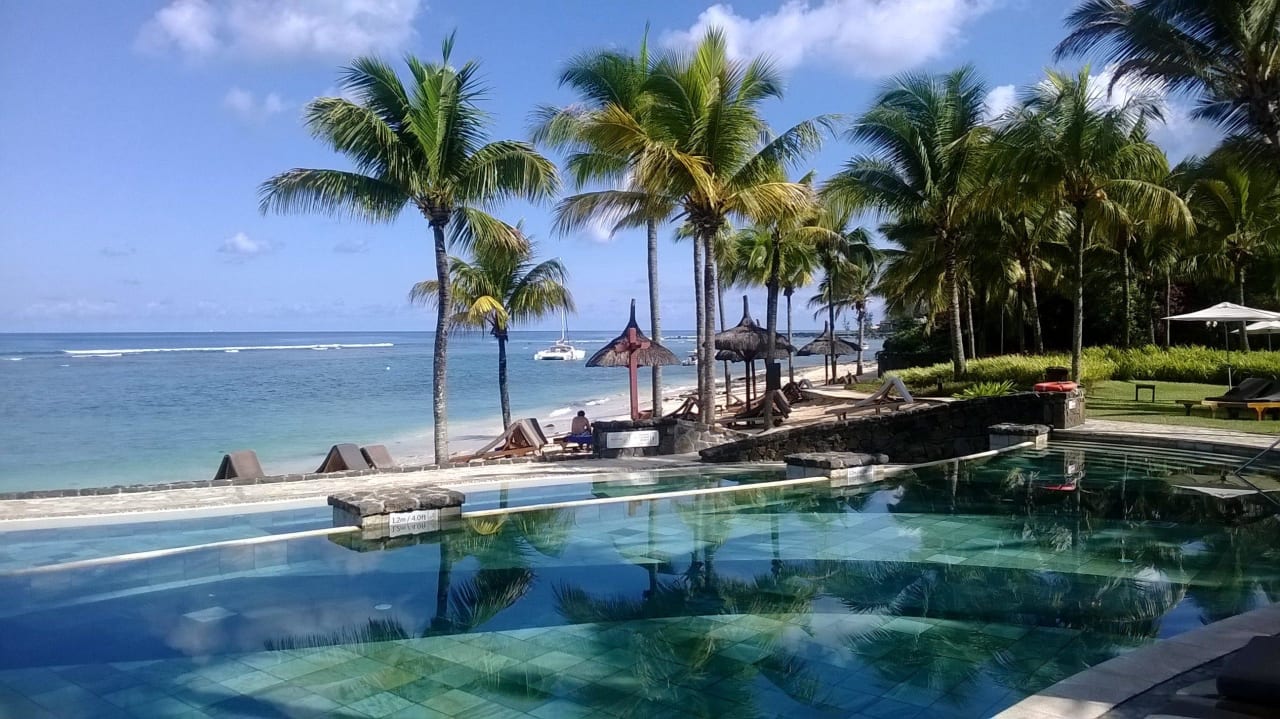 Pool und Indischer Ozean Le Meridien Ile Maurice