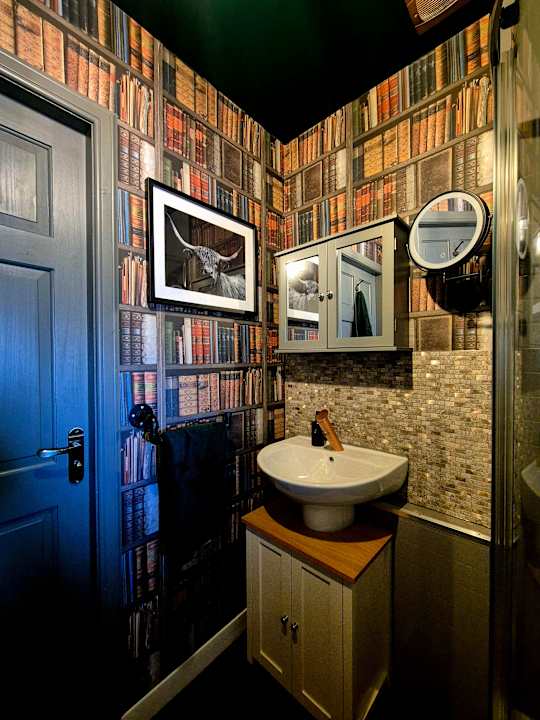 Zimmer Taigh Neonach