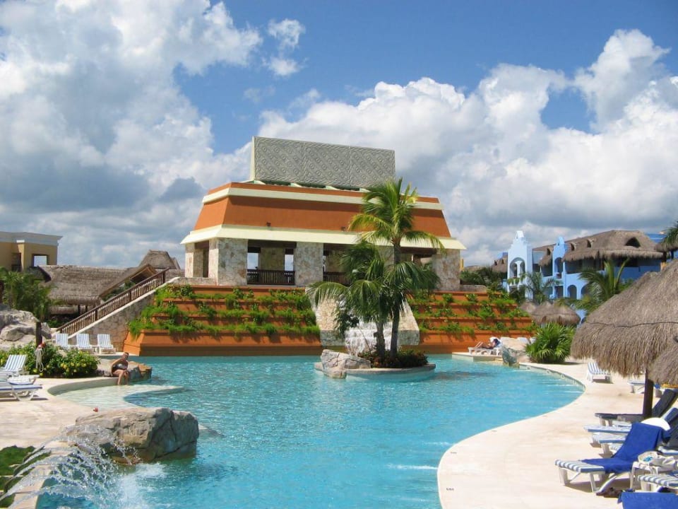 Mega-Pool Iberostar Selection Paraiso Lindo