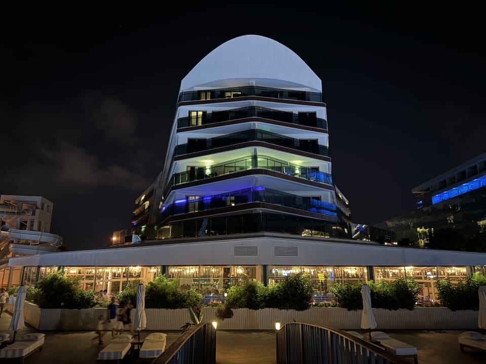 Außenansicht Rubi Platinum Sign