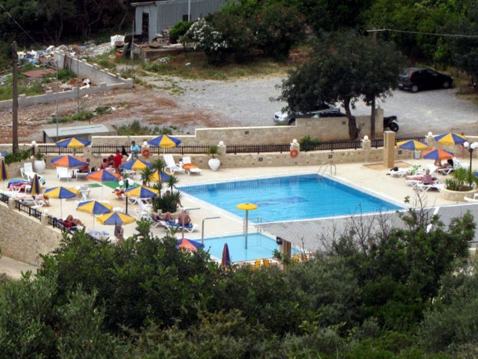 Basen Hotel Heliotrope