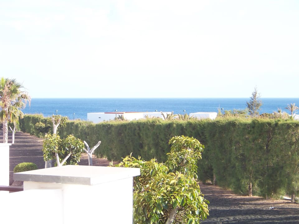 Seitlicher Meerblick  allsun App.-Hotel Albatros