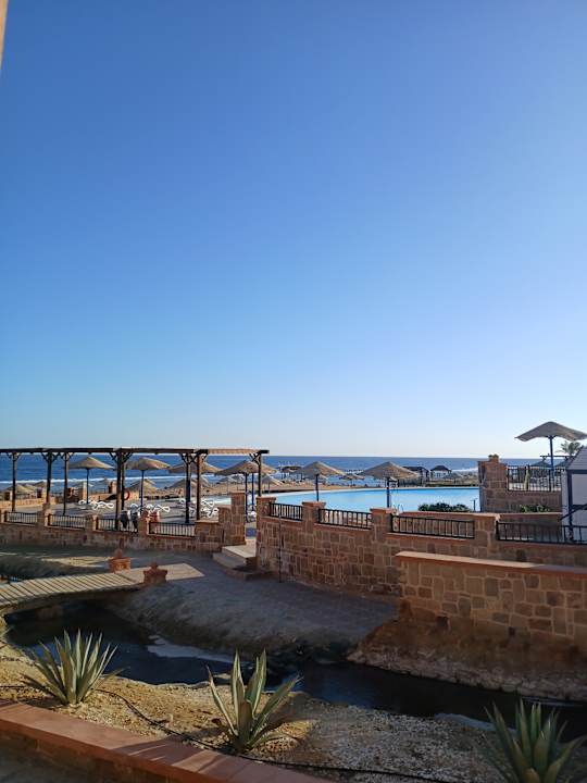 Ausblick Radisson Blu Resort, El Quseir