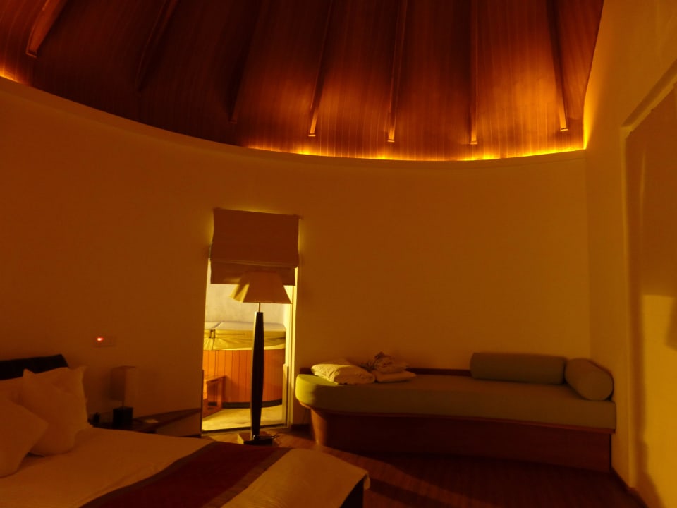 Beach Villa mit Jacuzzi 131 Kuramathi Maldives