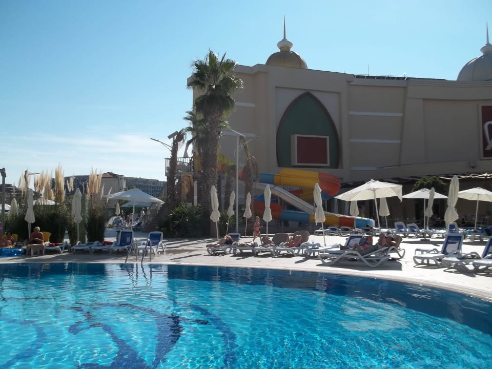 Basen Alan Xafira Deluxe Resort & Spa