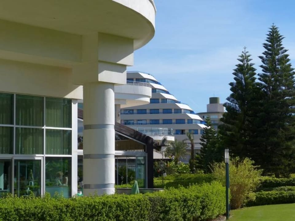 Aussen Hotel Miracle Resort