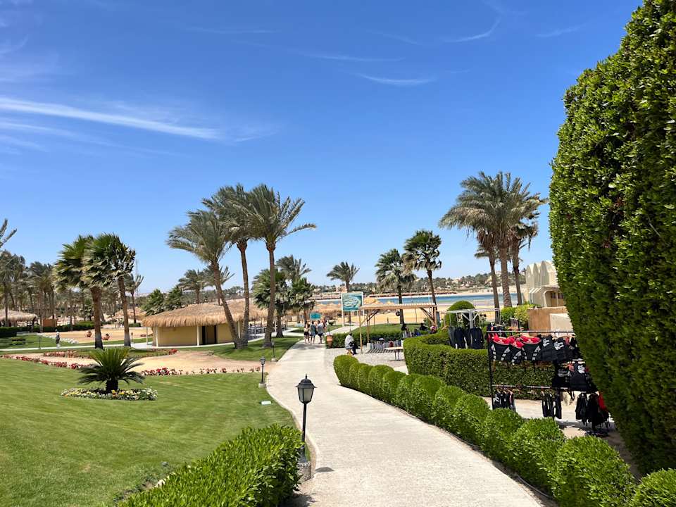 Strand Jaz Dar EL Madina