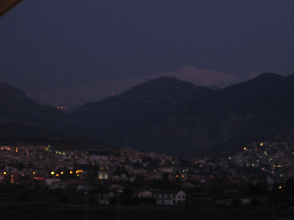 Vista anochecer sierra nevada Hotel Abades Nevada Palace