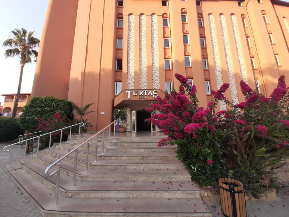 Lobby Club Turtas Beach Hotel