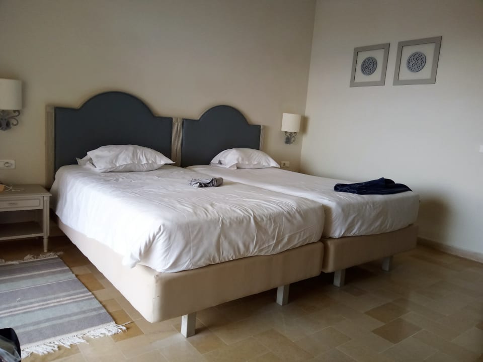 Zimmer Iberostar Waves Averroes