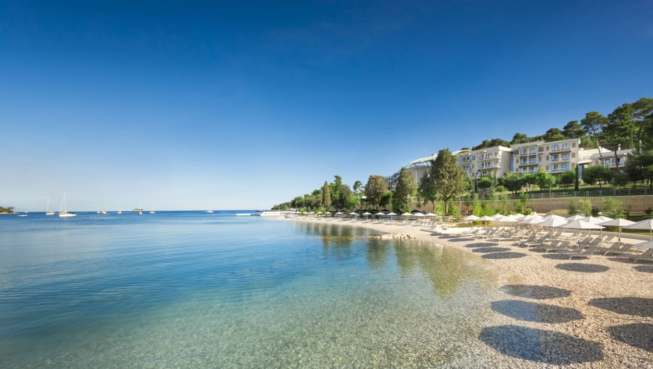 Strand Eden Hotel by Maistra Collection