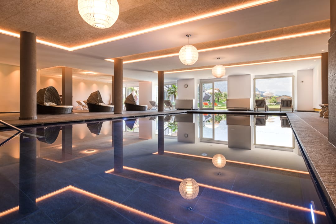 Pool Alpenpalais Kröll