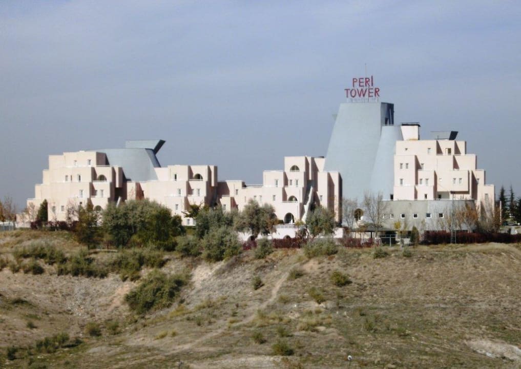 Gesamtansicht Peri Tower Hotel