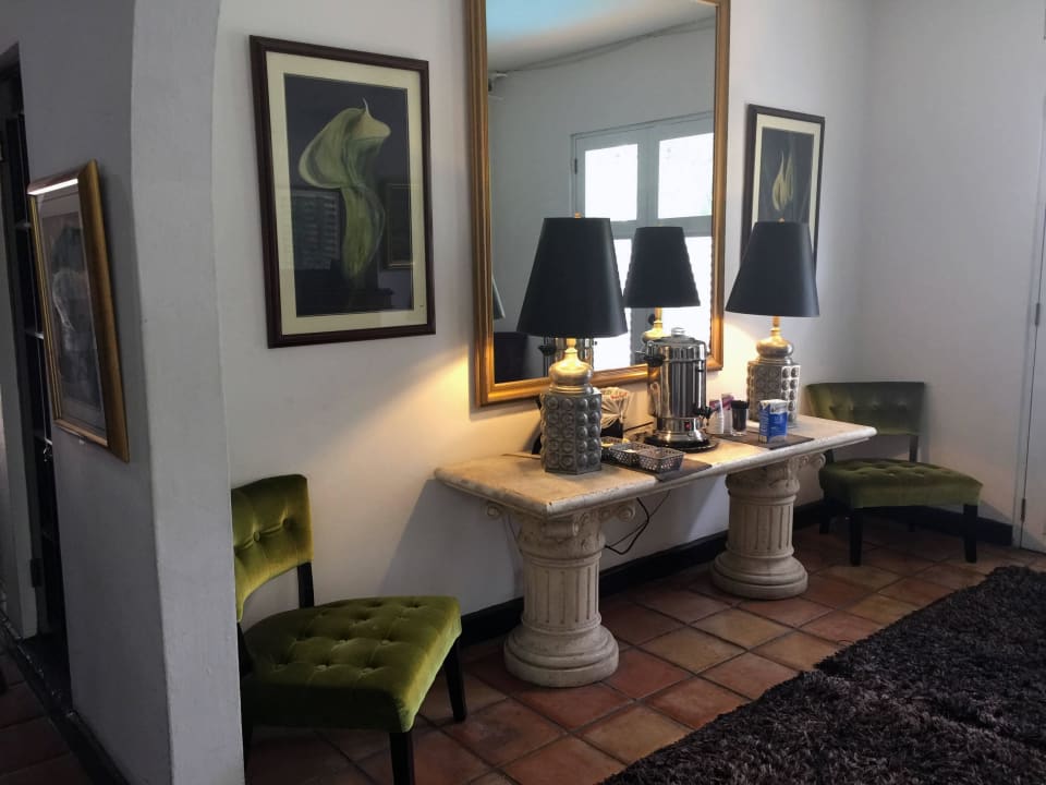 Eingangsbereich At Wind Chimes Boutique Hotel