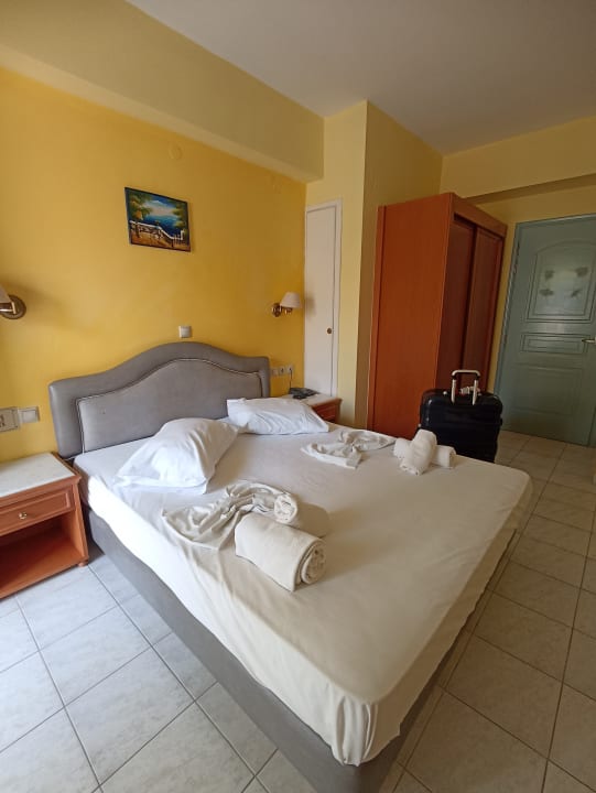 Zimmer Hotel Dedalos Beach