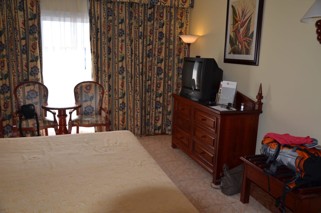 Relativ großes Zimmer Hotel Riu Ocho Rios