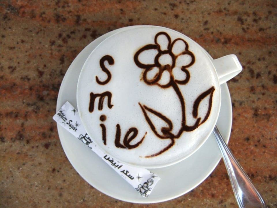 Cappuccino mit Liebe Three Corners Happy Life Beach Resort