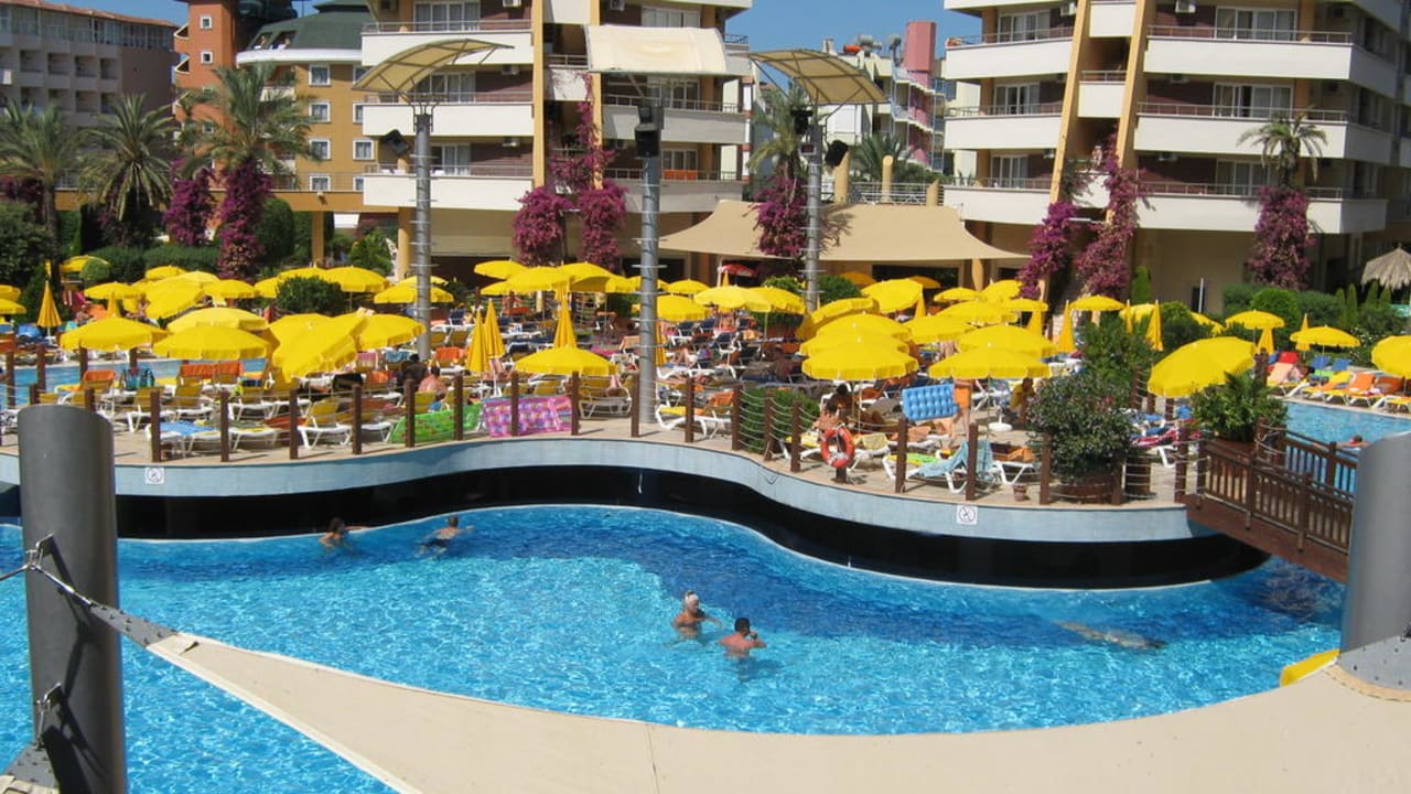 Der Pool Alaiye Resort & Spa