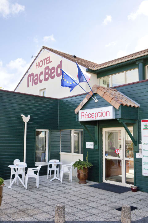 Entrée Hotel Mac Bed