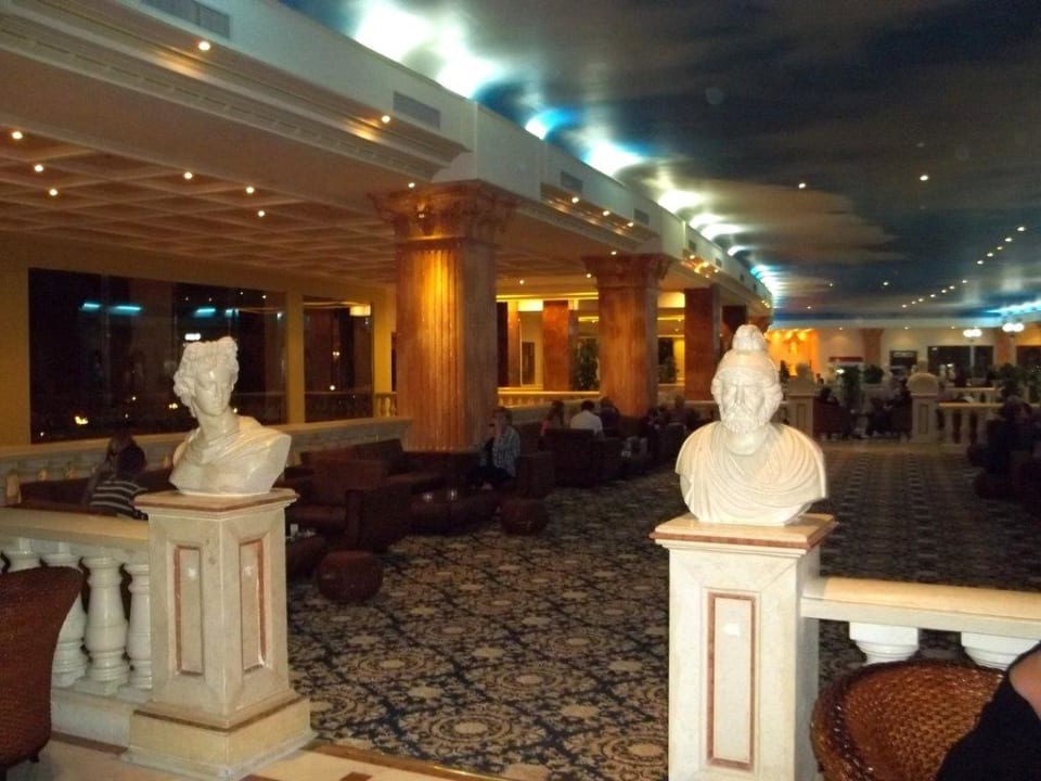 Widok na bar Hotel Titanic Palace