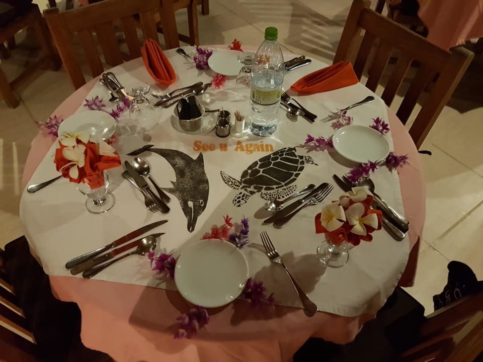 Abschied  Embudu Village