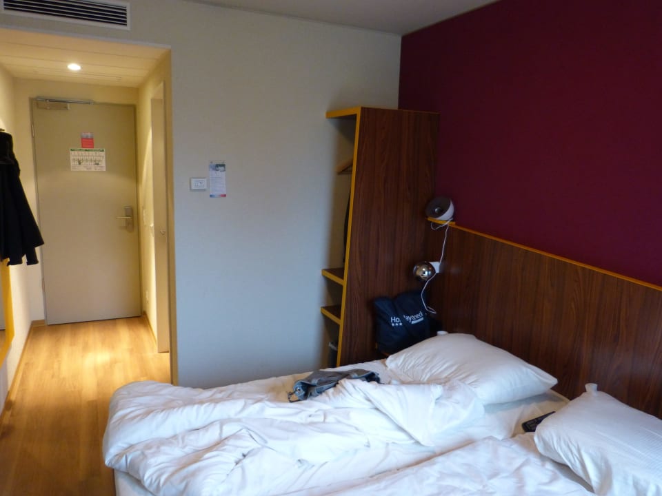 Doppelzimmer MEININGER Hotel Frankfurt/Main Airport