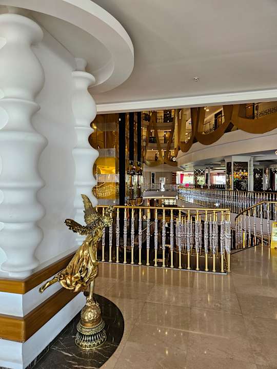 Lobby Dream World Aqua Hotel