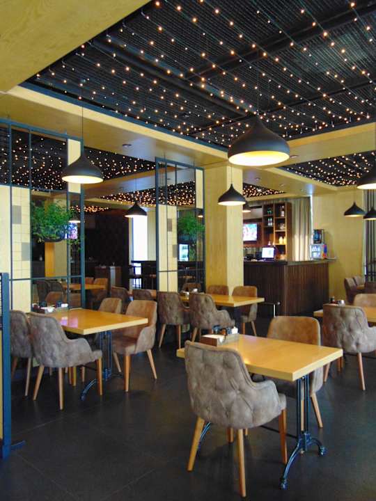 Gastro Wyndham Garden Tashkent