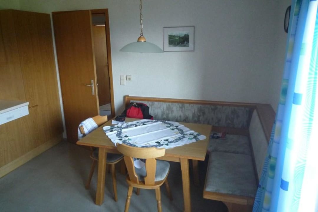 Esstisch Apartments Dachsteinblick
