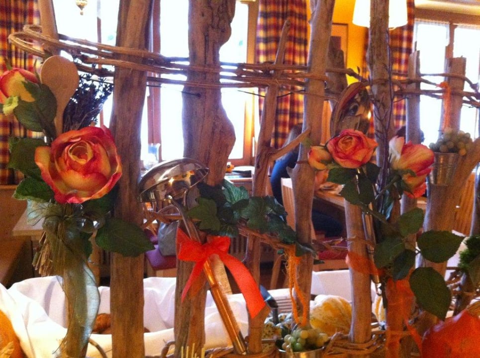Decorazioni autunnali nella sala buffet Hotel Seehof Herrsching