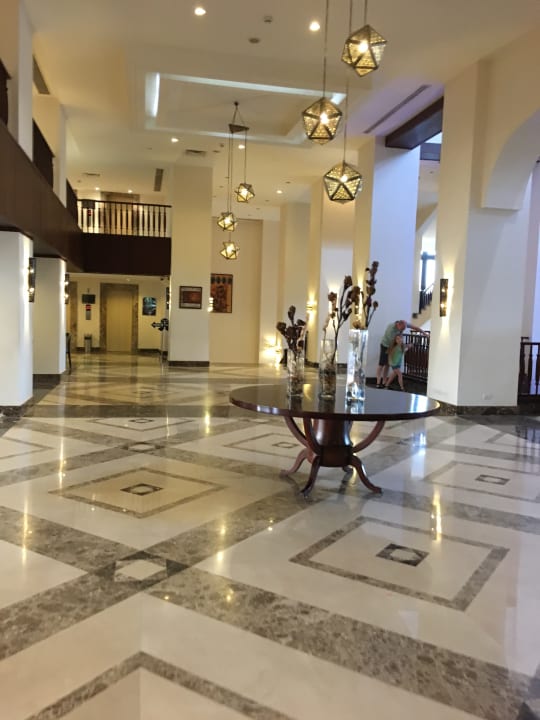 Lobby Steigenberger Aqua Magic