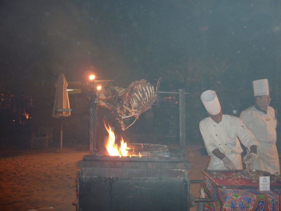 Barbecue am Strand Grand Makadi