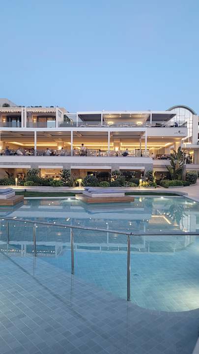 Pool AMIRA Luxury Resort  Adults Only