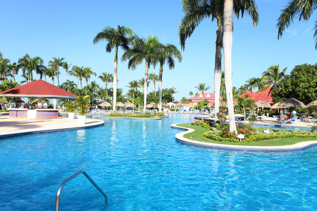 pool-bahia-principe-grand-la-romana-san-pedro-de-macoris