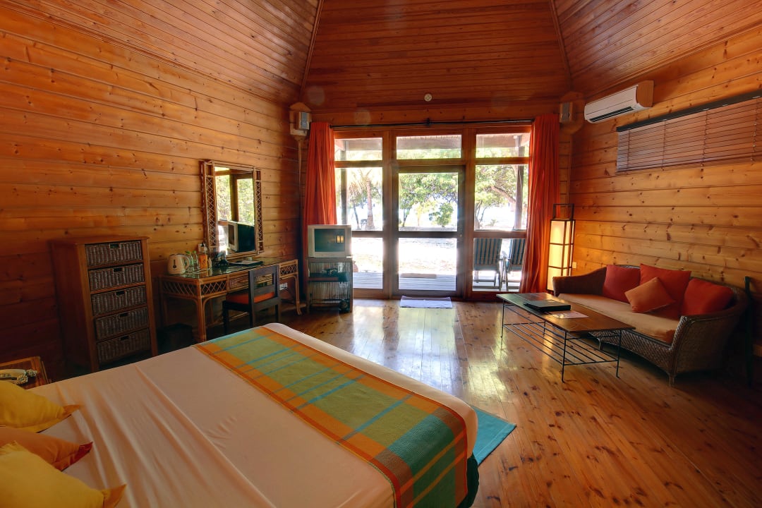 Beachbungalow 403 Meeru Maldives Resort Island