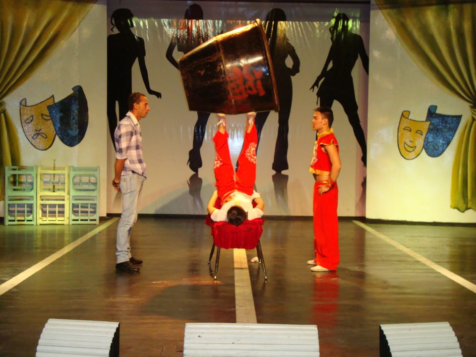 Showtime Sultan Gardens Resort