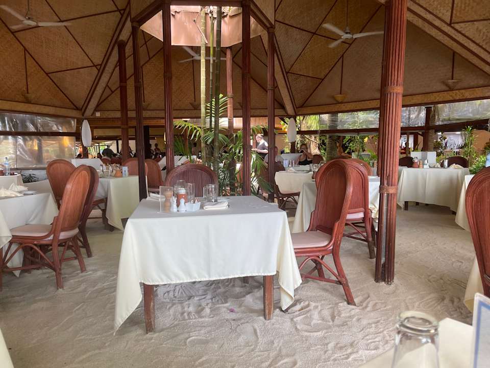 Gastro Thulhagiri Island Resort