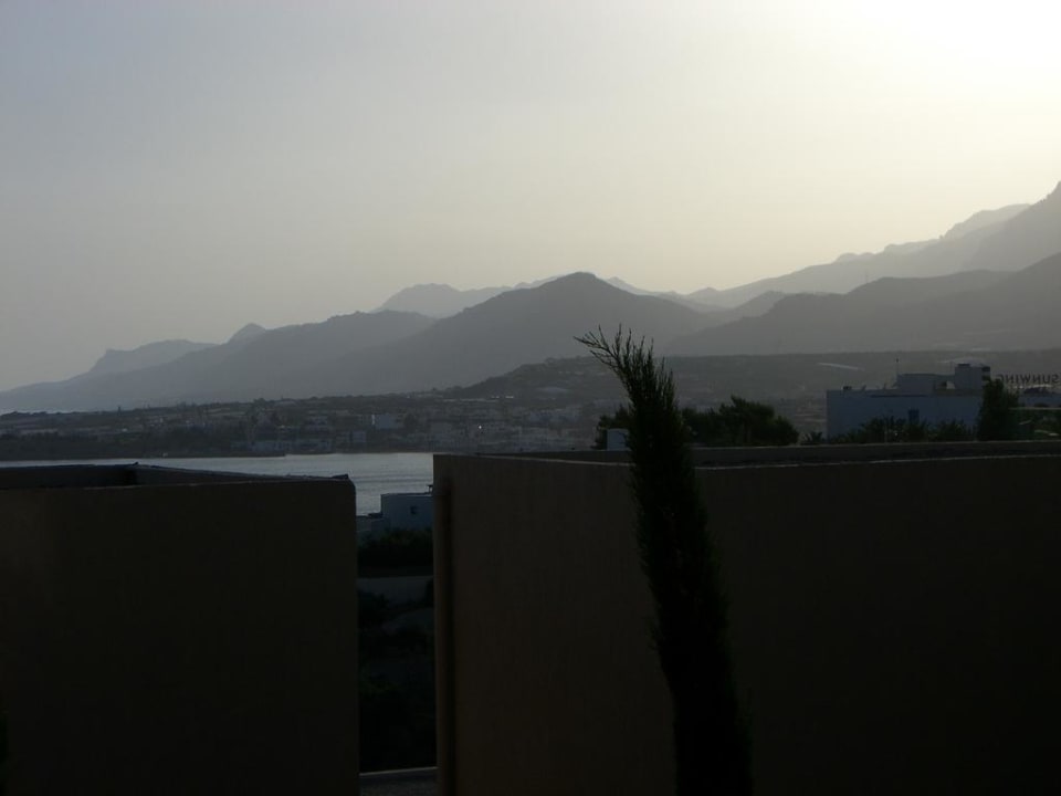 Blick vom Zimmer Atlantica Mikri Poli Crete