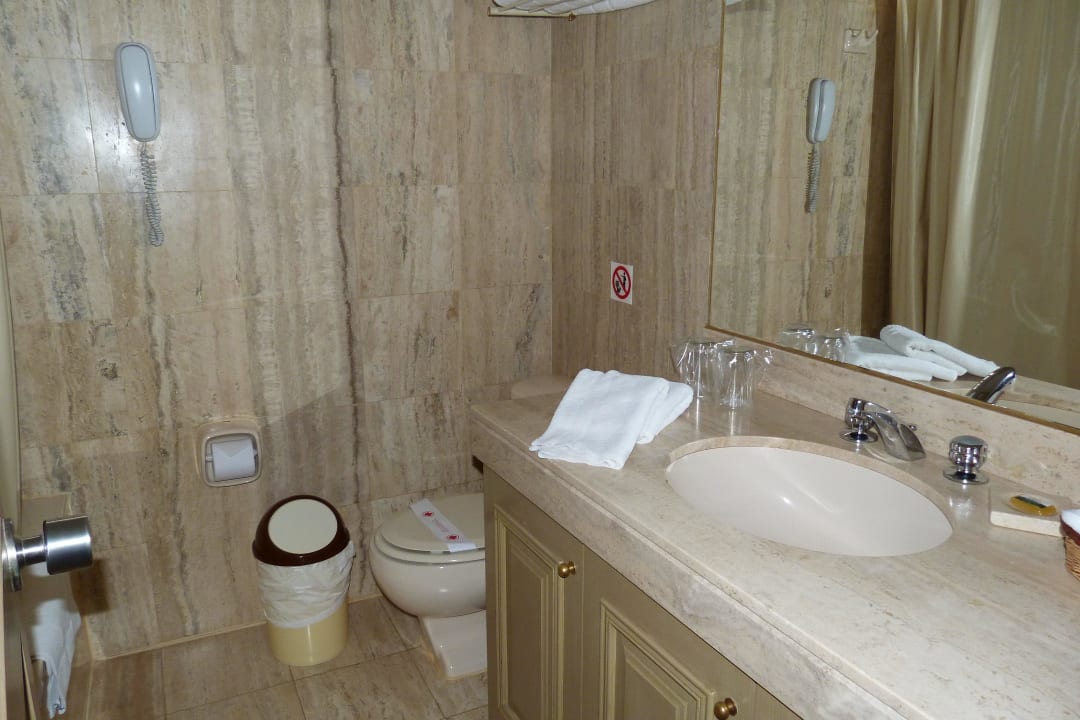 Bad Hotel Jose Antonio