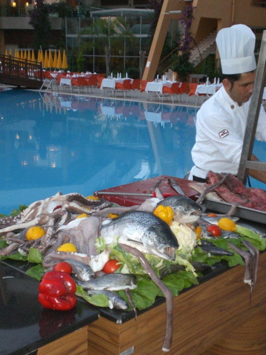 Fischabend Alaiye Resort & Spa