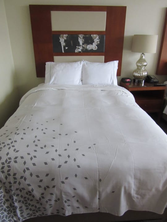 Bett Hotel Renaissance by Marriott Las Vegas