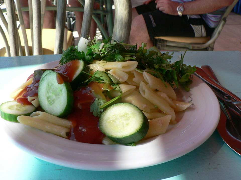 Mittagessen an der Beachbar Asteria Family Resort Side