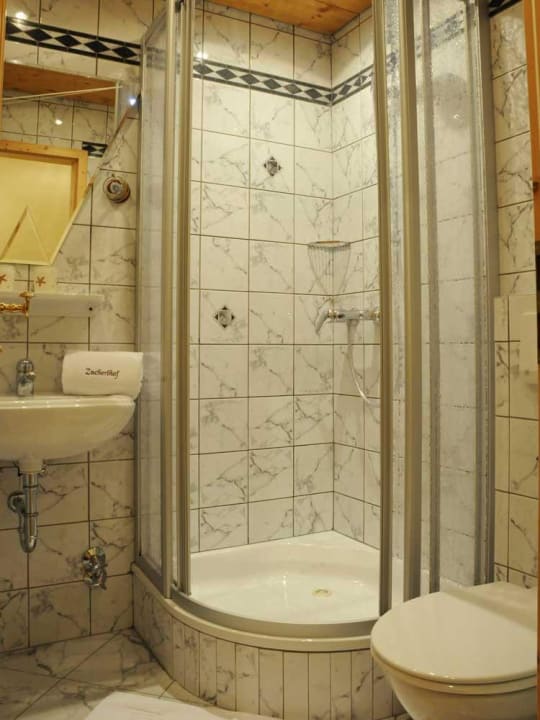 Badezimmer in einem der Appartements Bio-Bauernhof Zacherlhof