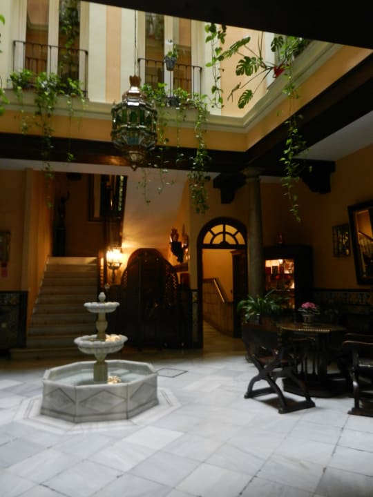 Lobby Hotel Reina Cristina
