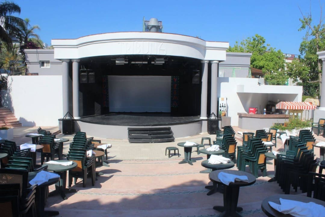 Freilichttheater Side Star Elegance