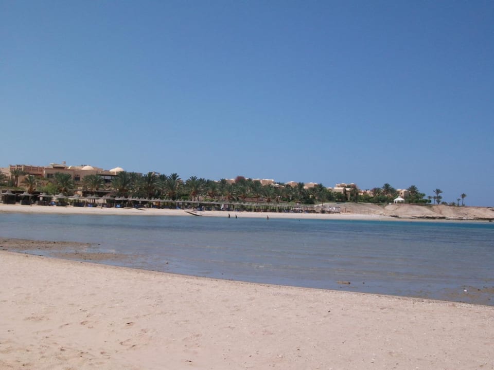 Hotelanlage vom Strand aus Steigenberger Coraya Beach - Adults only