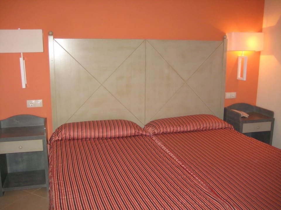 Schlafzimmer allsun App.-Hotel Albatros