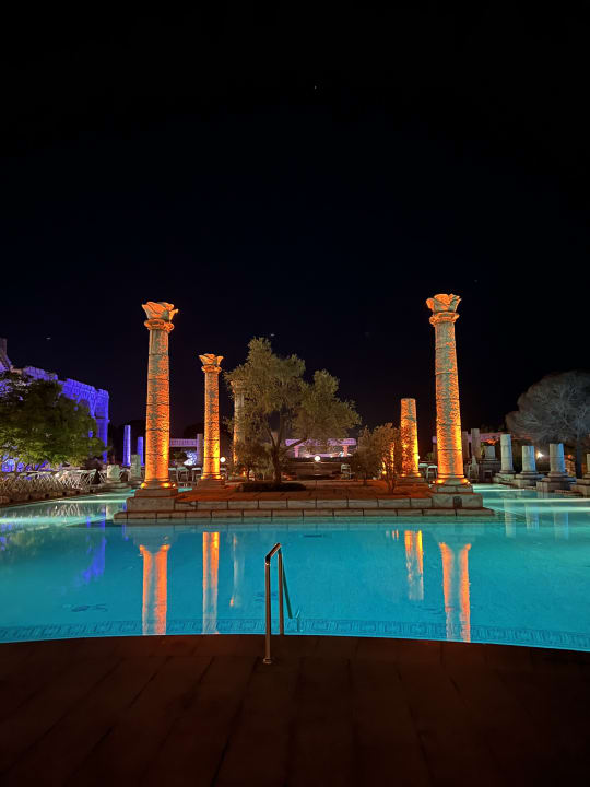 Pool Xanadu Resort Hotel