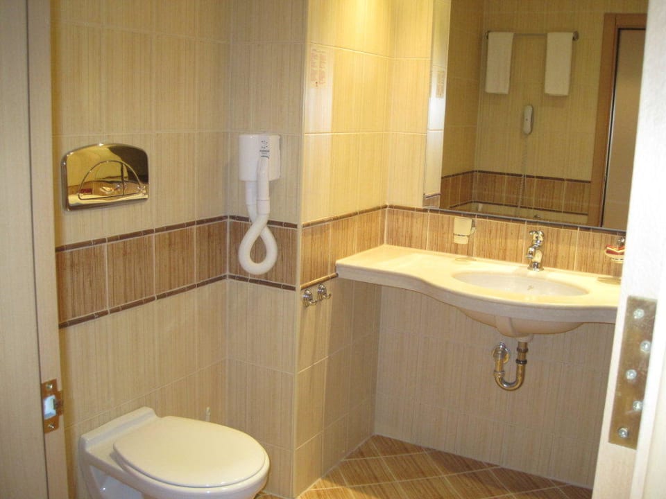 Bad DIT Majestic Beach Resort